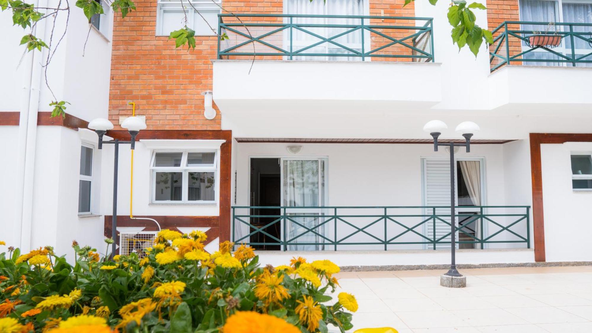 Apartamento Campos Do Jordao - Centro Capivari Exterior foto